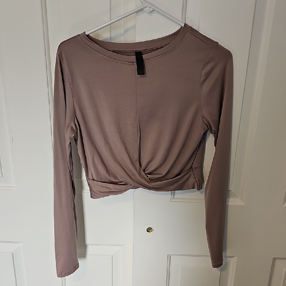 Kyodan Mauve Twist-Front Long Sleeve Crop Top